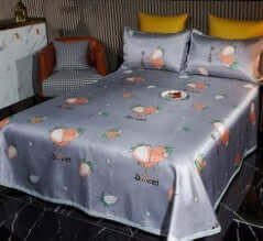 Ice Silk Bed Sheet Quilt Cover with Strawberry Design, Three-piece Set, Cool Solid Color Bedding